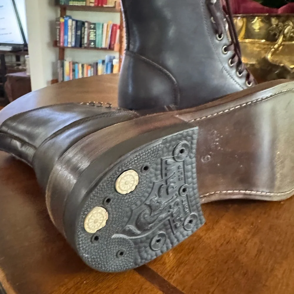 Julian Boots custom Cat Paw - Picture 2 of 3